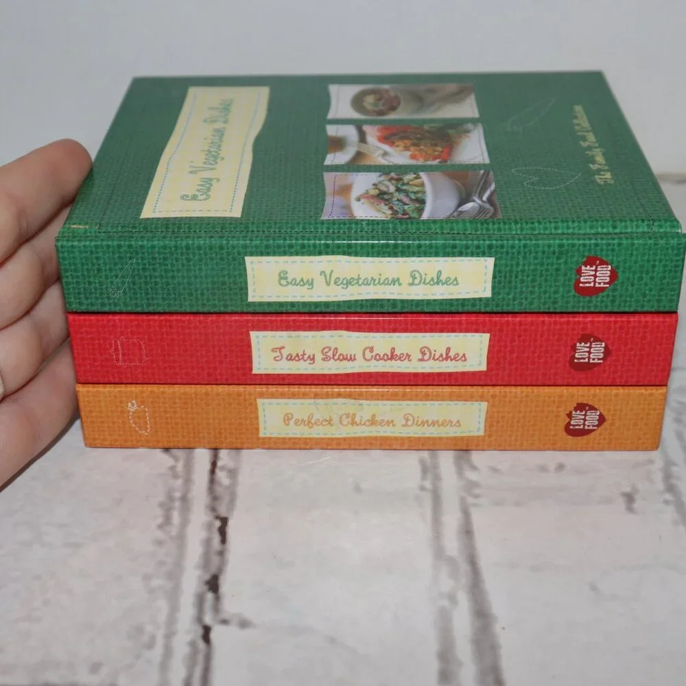 🍽️ The Family Food Collection – 3 Cookbooks (2012, Parragon Books) (bg)